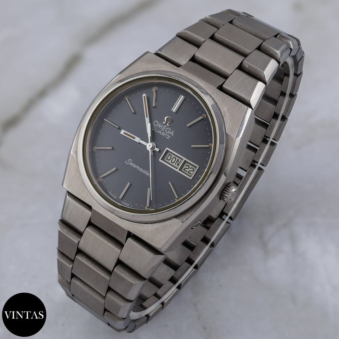 Omega Seamaster Day - Date 196.0089 - VINTAS