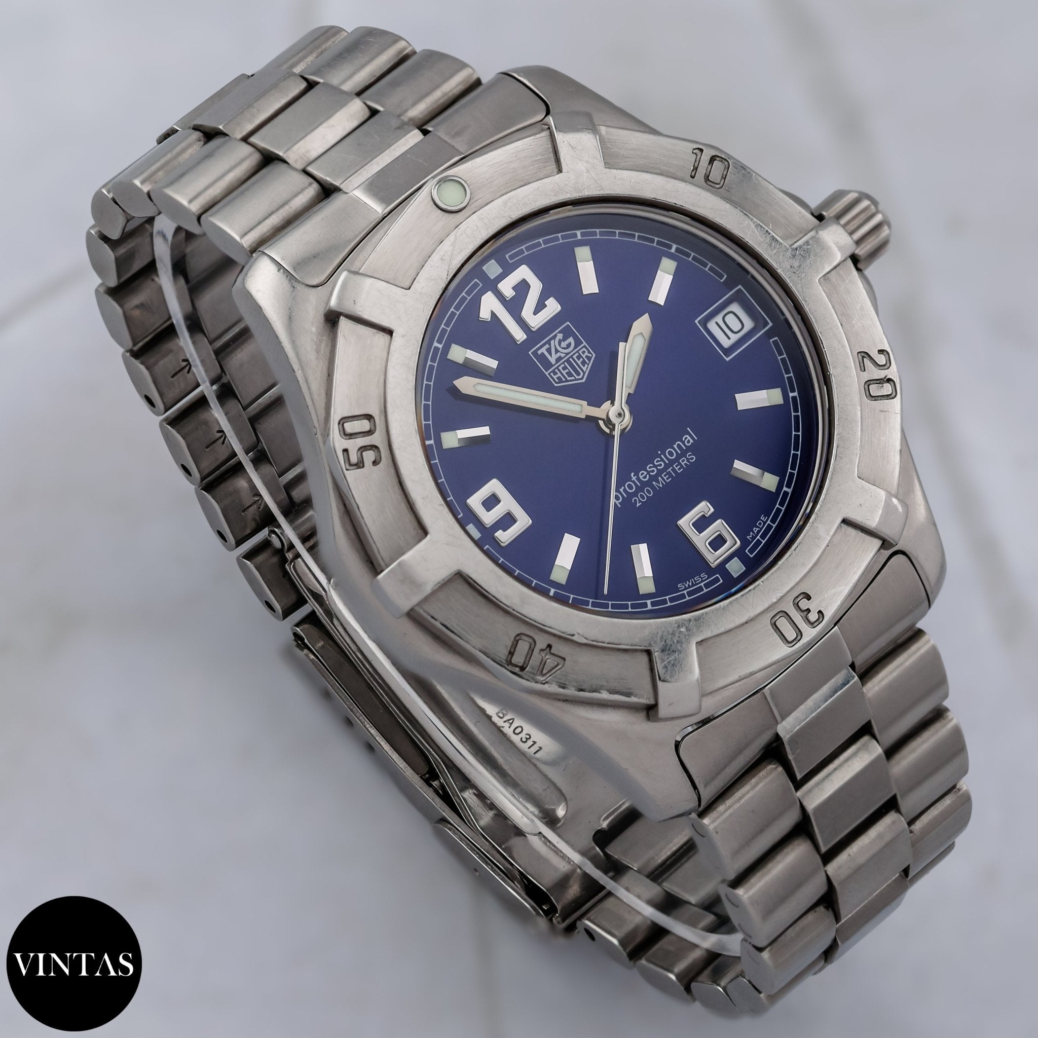 Tag Heuer Professional 2000 WN1112 - 1990s | VINTAS